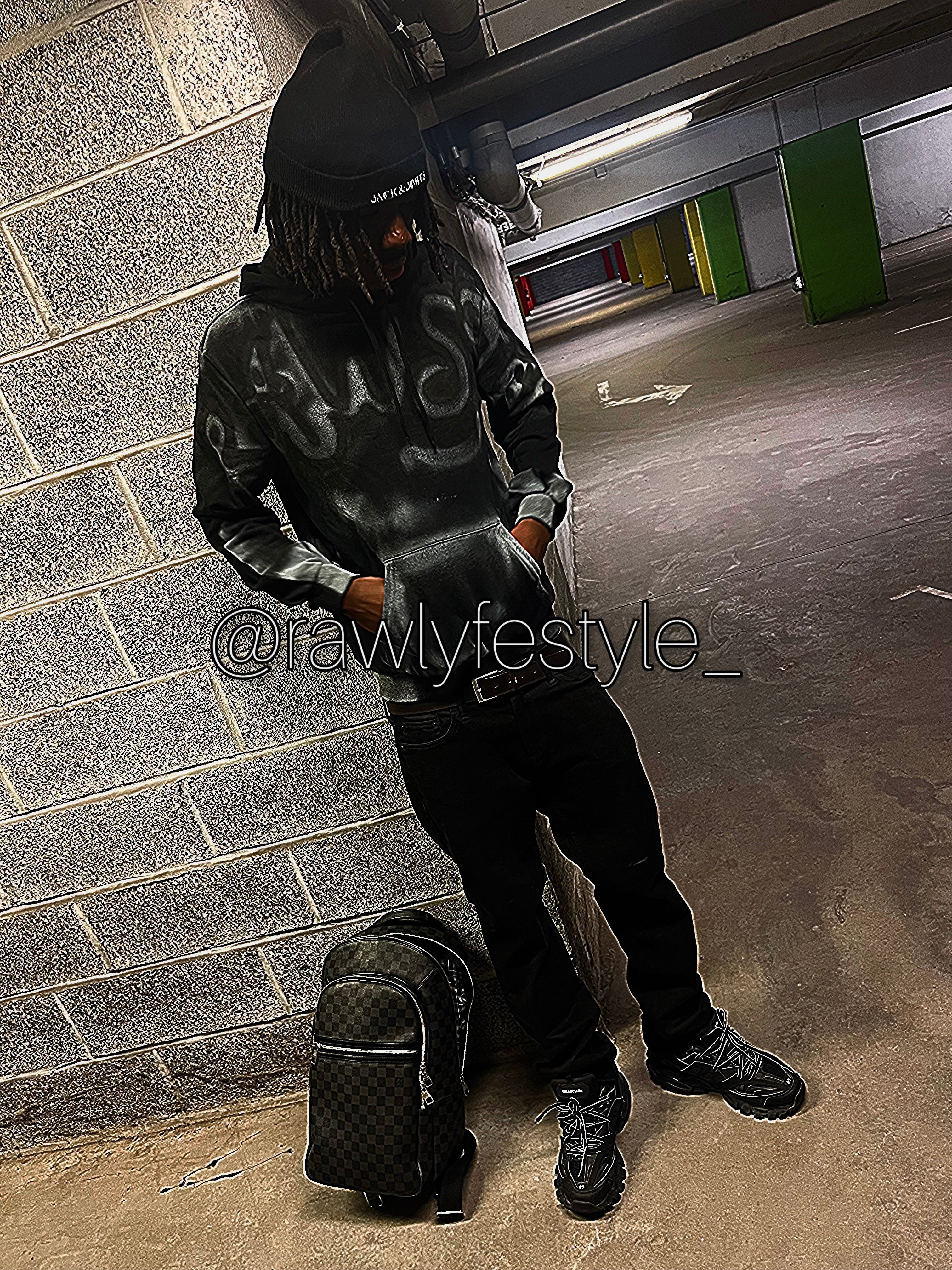 BLACK RAWSTAR* HOODIE