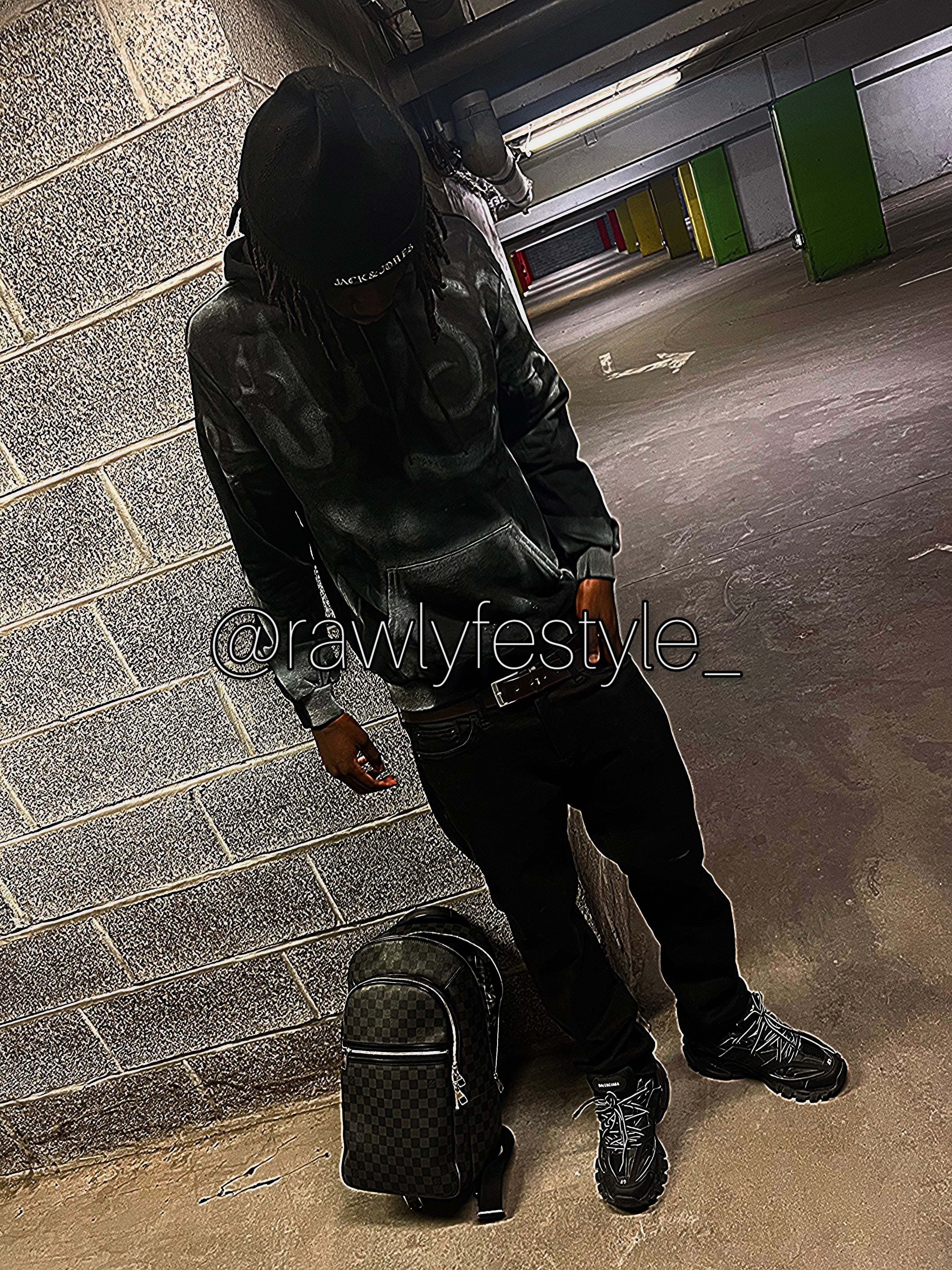 BLACK RAWSTAR* HOODIE